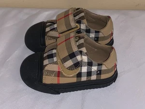 BURBERRY BABYSCHUHE GRÖSSE 18 MONATE MIT KARTON - Bild 1 von 10