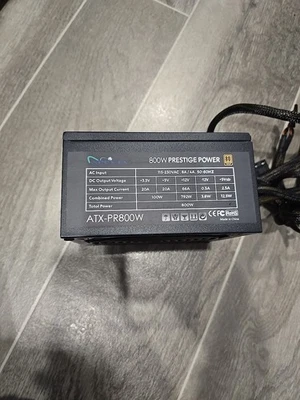 Fuente de alimentación Apevia Prestige 800W 80+ dorada no modular ATX-PR800W - probada y funcionando Foto 1 de 4