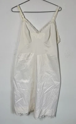 Camisón vintage Shadowline completo sin cordones para mujer 38 nailon crema + encaje hecho en EE. UU. Foto 1 de 4