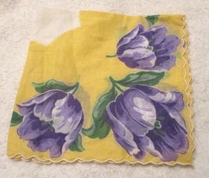 Vintage~Ladies Handkerchief~Multi-Color~Floral Patten~11.5" x 12.0" - Picture 1 of 8