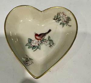 Lenox "Serenade" Heart Shaped Trinket Dish Songbird Floral with 24k Gold Detail - Picture 1 of 6