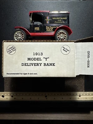 BANCO FUNDIDO A PRESIÓN ESCALA 1:25 ERTL T1-31 - FORD MODELO T 1913 - NUEVO EN CAJA PERELLI ARMSTRONG Foto 1 de 3