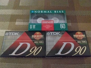 Lot Of 2 TDK D90 High Output Type 1 Cassettes & 1 Maxell 60 Minute Cassette - Picture 1 of 3