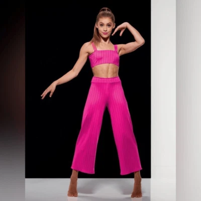 Fato de dança Kelle solo jazz acro 2 peças listra rosa quente perna larga 2800 SA - Imagem 1 de 4