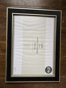 Photo Frame - Picture 1 of 3