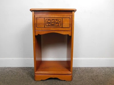 Librería de mesa auxiliar tallada con acabado de teca ENVÍO A VELA nicho vintage en muy buena condición Foto 1 de 4