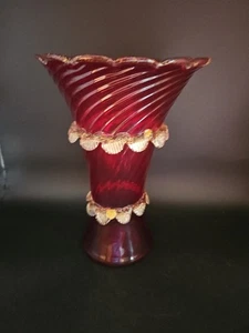 Vtg Ruby Red Murano Mazzega Vase c. 1950s Gold Accents Trumpet Shaped 8 1/2 Inch - Picture 1 of 17