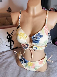 RRP 35£ Brand NEW CUPSHE Size S Cream Floral print Luxe Bikini Swimsuit 😍 - Picture 1 of 9