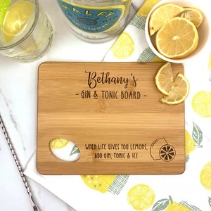 Personalisiertes Gin Tonic Schneidebrett aus Holz Mama Geburtstagsgeschenk - INDIVIDUELLER NAME - Bild 1 von 30