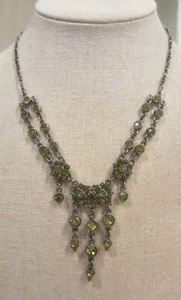 VINTAGE STYLE GREEN CRYSTAL DANGLING STATEMENT NECKLACE - Picture 1 of 2