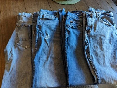 Lot Of Men's Arizona Jean Co 4 Pair - Image 1 of 4