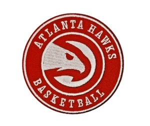 Parche de hierro/coser bordado con logotipo del equipo Atlanta Hawks de la NBA de 2,5 pulgadas - Imagen 1 de 3