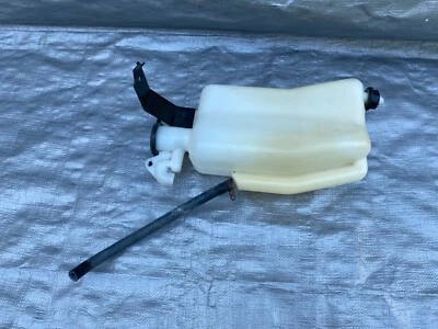 2004 2005 2006 Toyota Tundra Double Cab 4.7L V8 Radiator reservoir tank Foto 1 de 4
