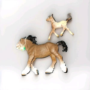 2 Safari Ltd. Horse Farm Mare Clydes Figurine Brown Horse Toy Figure And Colt - Picture 1 of 9