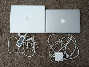 LOT of 2 - iBook G4 (2005) and MacBook Air Unibody (2008) *READ DESCRIPTION* - Picture 1 of 5