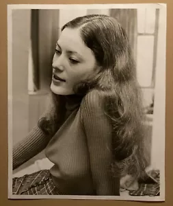 Sexy revealing ballet ballerina photo Karen Kain Canadian National Ballet 1973 - Picture 1 of 4