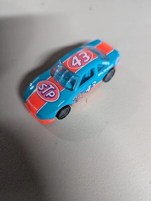 1992 Hot Wheels Pro Circuit | Richard Petty #43 1:66 Diecast Race Car | Loose - Image 1 of 4