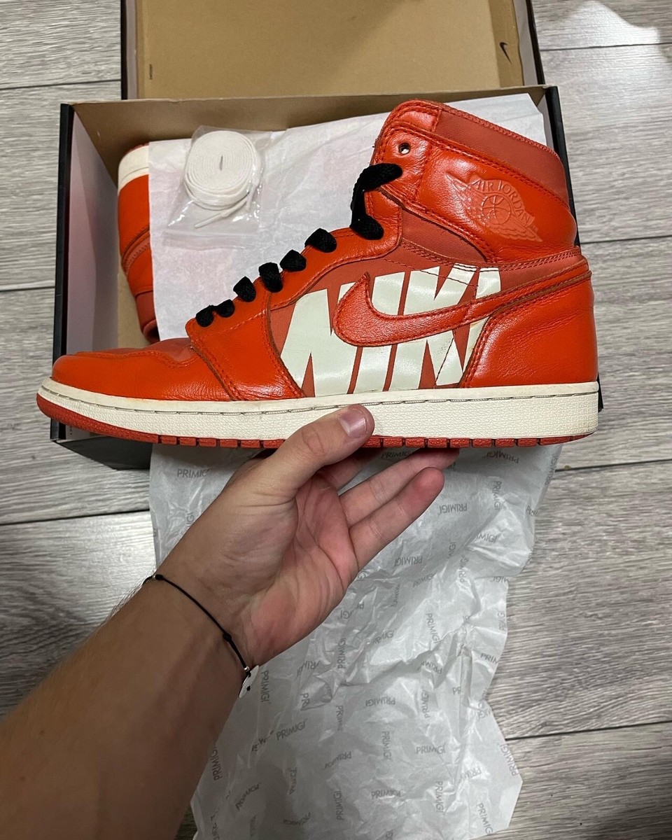 スニーカー Nike Air Jordan 1 Retro High Vintage Coral Air Jordan 1 Retro High OG 'Vintage Coral' 555088-800