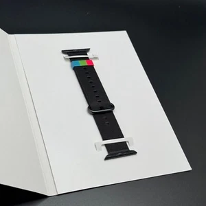 Fermez vos bagues (2018) Bracelet nylon tissé Apple Employee Edition (38/40/41/42 mm) - Photo 1 sur 5