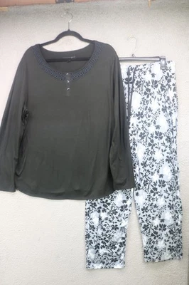 Conjunto de pijama manga larga Ellen Tracy-grande-cordón-floral-suave-acogedor chic Foto 1 de 4