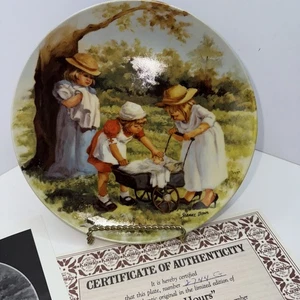 Plato de enfermera victoriano Knowles Office Hours 2da edición Friends I Remember caja de certificado de autenticidad - Imagen 1 de 6
