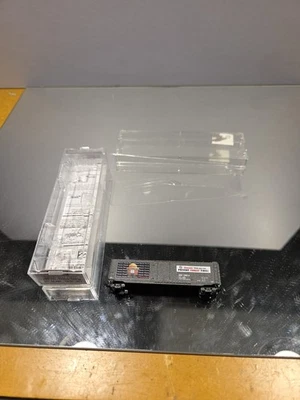 Z SCALE Micro Trains 50700360  50' Standard Box Car Smokey Bear #6 SBX 1982 A - Image 1 of 4