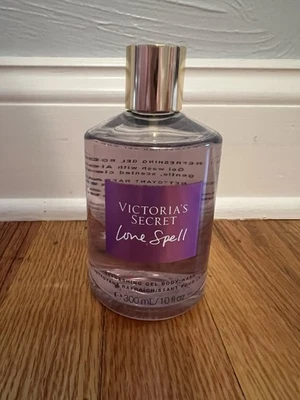 Gel refrescante de Victoria's Secret Love Spell Gel de ducha 10oz 300ml - Imagen 1 de 2