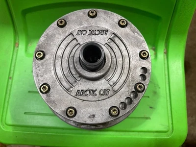 Embreagem para snowmobile Arctic Cat 9 torres 30mm Uncal Z,ZR,ZL 500 600 Jag 340 440 Puma - Imagem 1 de 4