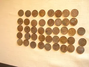 Lot of 43 Canadian Maple Leaf Copper One Cent Pennies Dates: 1920's-- 1940"s - Picture 1 of 7