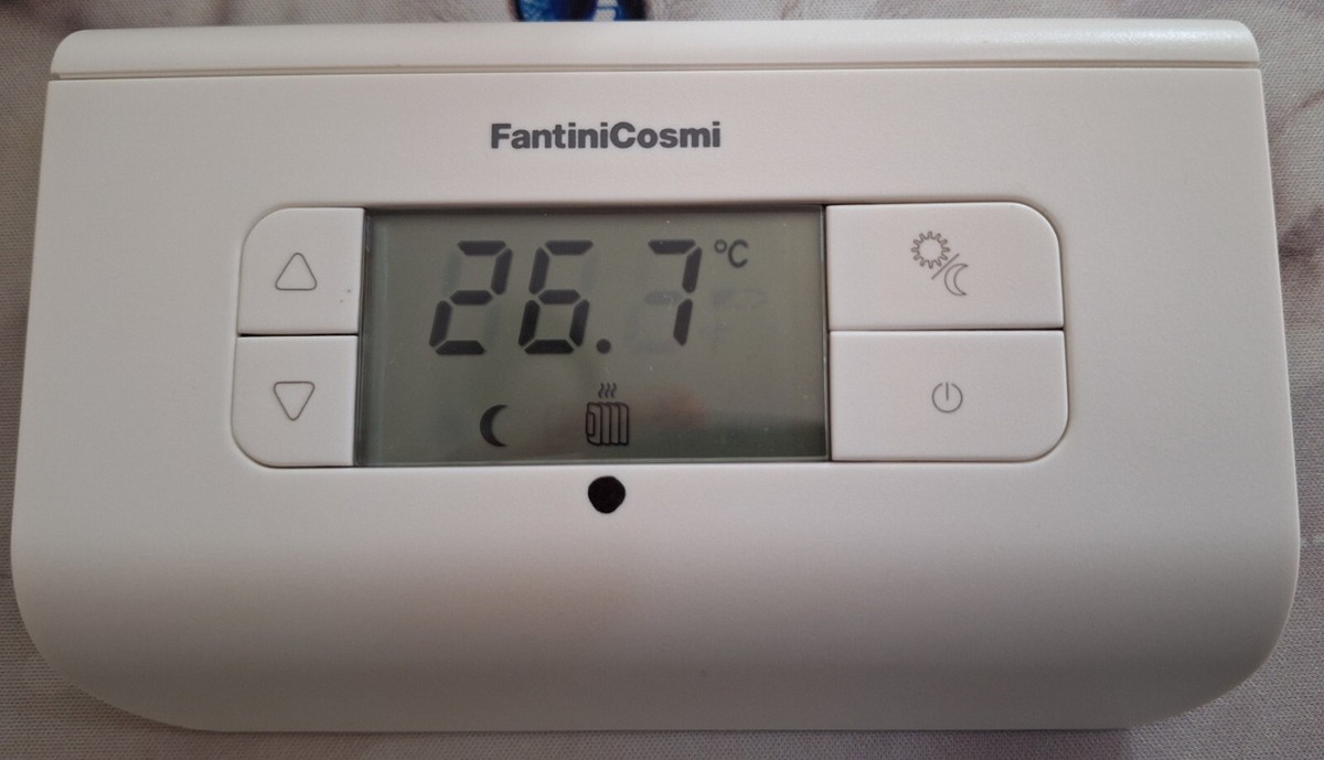 Termostato Ambiente Fantini Cosmi CH121 - Da Incasso, Retroilluminato, A Batterie, Per Riscaldamento