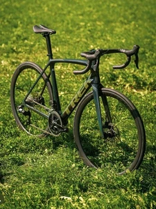 Trek Émonda sl 6 AXS + Qarq Powermeter Größe 56cm Zustand : Wie Neu  - Bild 1 von 5