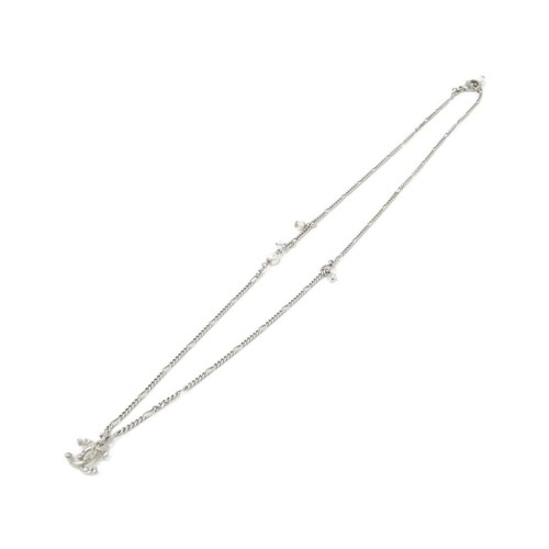 Collana di perle Chanel AB6528 bianche e accessori in metallo cristallo argento