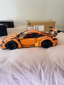 LEGO TECHNIC: Porsche 911 GT3 RS (42056) With Box And Manual (perfect Condition)