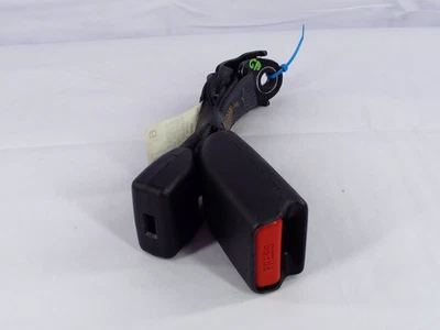 Conjunto de receptor de fivela de cinto de segurança traseiro direito Subaru Forester 2014-2018 preto fabricante de equipamento original - Imagem 1 de 4