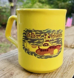 The Beatles Yellow Submarine Kaffeetasse Tams Becher Made in England - Bild 1 von 8