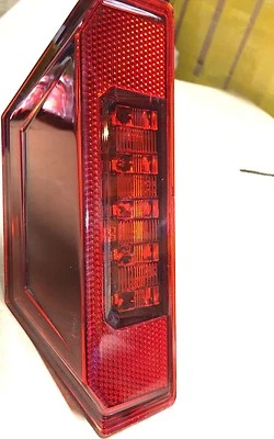 13-19 POLARIS RANGER 900 XP - LUZ TRASERA NUEVA - SE ADAPTA A IZQUIERDA O DERECHA  Foto 1 de 4