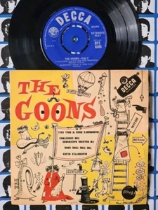 The Goons EP 1956 Bluebottle Blues Ying Tong Song Bloodnok Christmas 7" Vinyl 45 - Picture 1 of 8