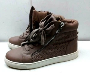 Steve Madden Women 8M 39 Brown Faux Leather Hi Zip Lace Up Fashion Sneaker Shoes - Picture 1 of 9