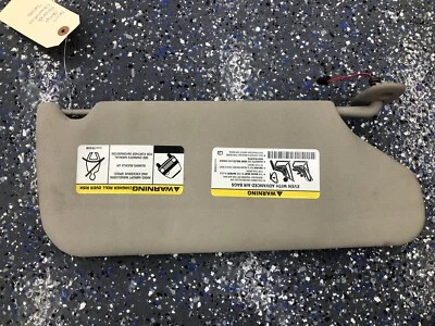 Jeep Grand Cherokee 2005-2010 OEM LH lado del conductor parasol ST2 Foto 1 de 4