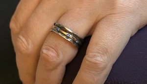 Alianza/anillo de boda vintage orgánico ondulado de plata de ley + piedras azules de 10 k talla 10 - Imagen 1 de 10