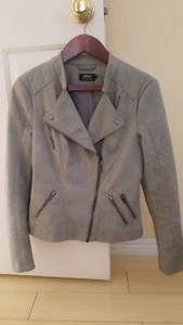 Only Brand Damen Bikerjacke grau/oliv Kunstleder Größe 34 (EU) oder 4 (US) - Bild 1 von 13