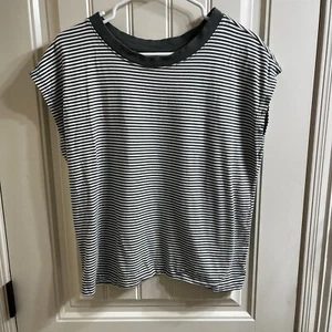Loft Striped Wedge T Medium Green and White Stripe Dolman 572136 - Picture 1 of 7