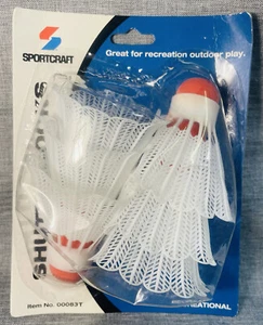 Plastic Shuttlecocks 6-pack of White Badminton Birdies Sportcraft - Imagen 1 de 5