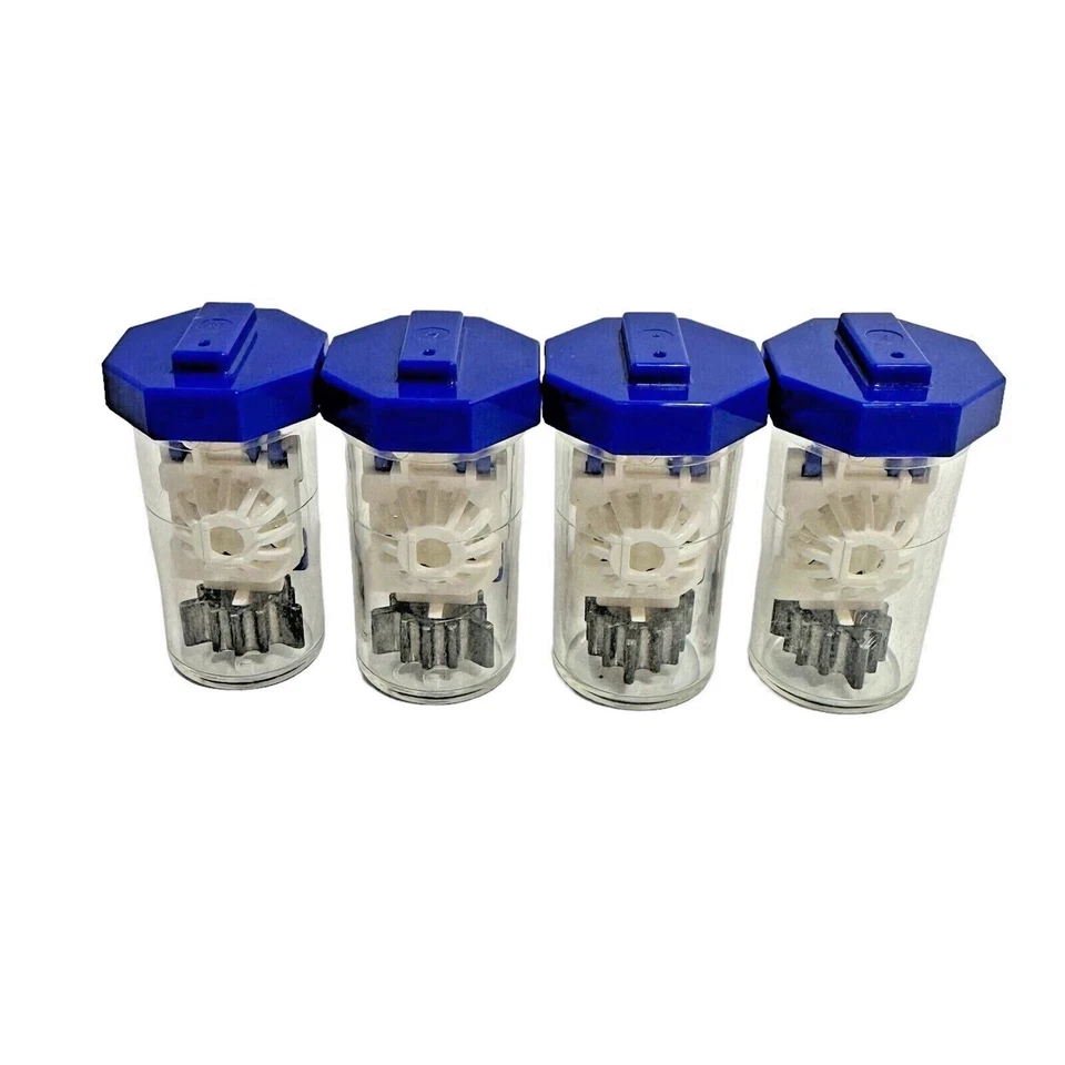 Lote de 4 estuches de limpieza de lentes de contacto Clear Care Aosept con disco neutralizador - Imagen 1 de 1