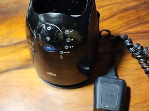 Braun 5675 Series 7 Shaver Clean & Charge Base Station Only w/ PS Cord - Bild 1 von 4