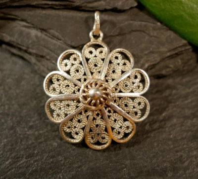 Zauberhafter Silber Anhänger Filigran Blüte Mandala Rosette Blume Vintage - Bild 1 von 4