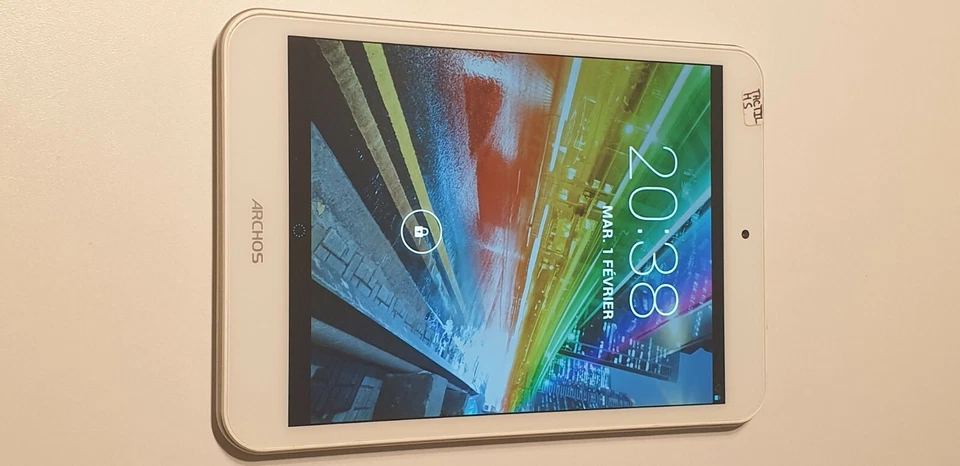 Tableta Archos 79 Platinium - Cristal Táctil Responde No - No Funciona - Imagen 1 de 4