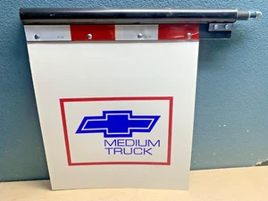 BIG TRUCK SEMI TRACTOR ANTI-SAIL PLASTIC MUDFLAP AND BRACKET - Picture 1 of 3