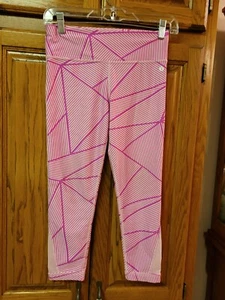 Xersion Activewear Capris Size 10/12  Pink Quick Dri  - Picture 1 of 2