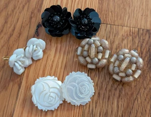 Vintage Menge 4 gold silberfarben schwarz weiß Bernstein Rose Blumen Ohrstecker Clip auf Ohrring - Bild 1 von 13